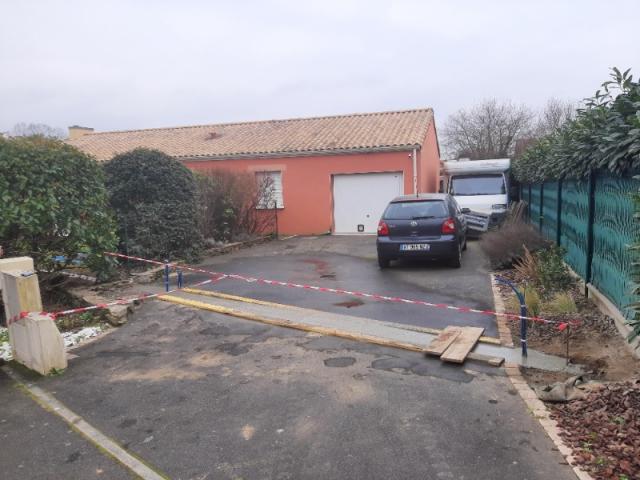 Pose d’un portail coulissant motorisé en aluminium à Saint Julien de Concelles